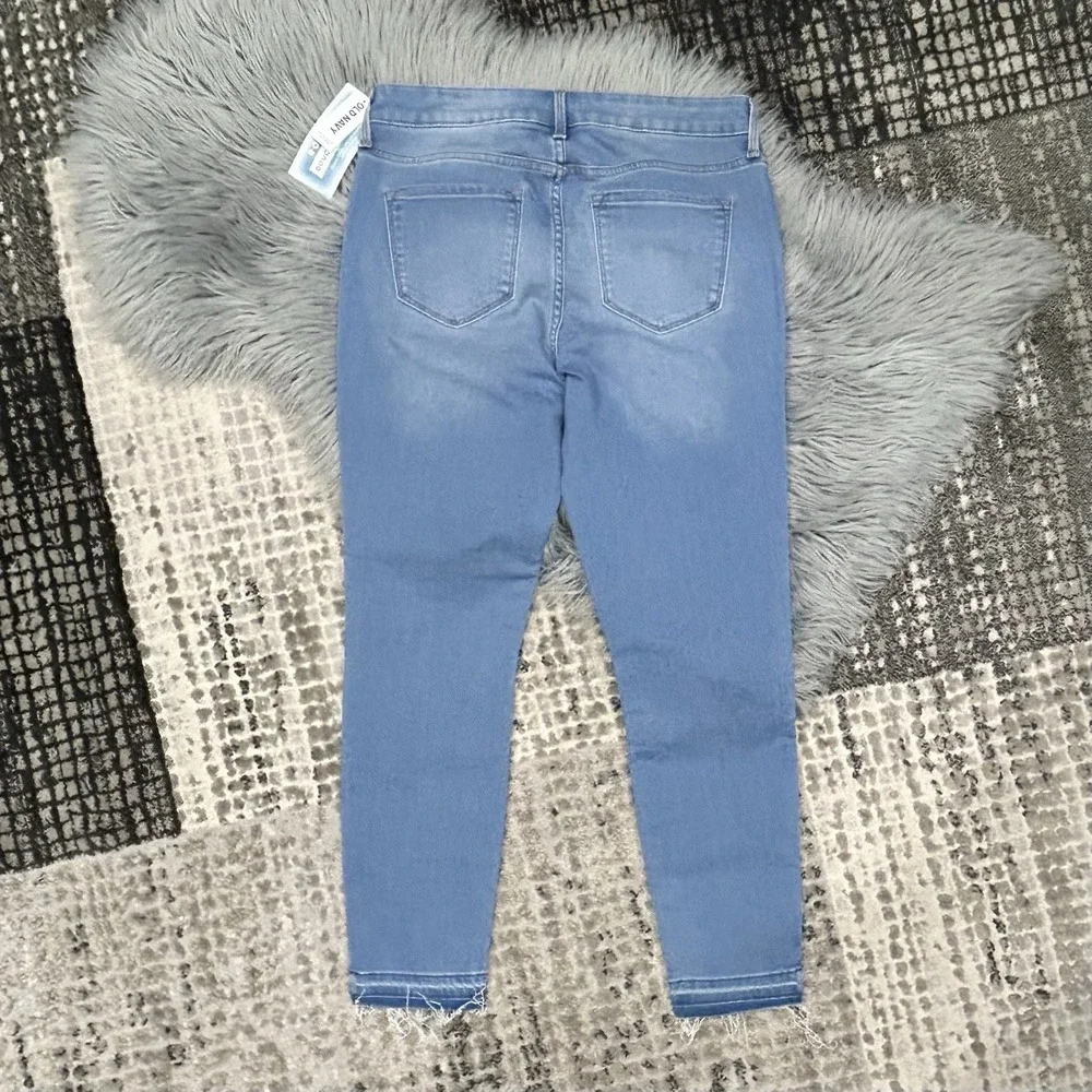 Old Navy Rockstar Womens Light Wash Secret Soft Skinny Jeans Stretch Size 10 NWT